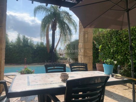 Three bedroom resale villa in Peyia Paphos - 10