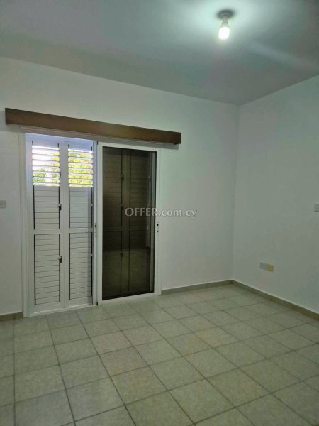 3 Bed House for rent in Agia Marinouda, Paphos - 2
