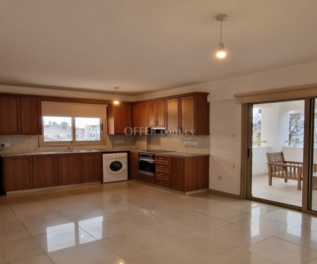 For Sale €196,000 Apartment 2 bedrooms Larnaka (Center), Larnaca Larnaca