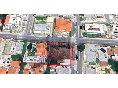 Corner plot of 641m2 near Acropolis Park - 1