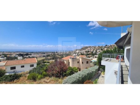 3 Bedroom Apartment for Sale in Peyia