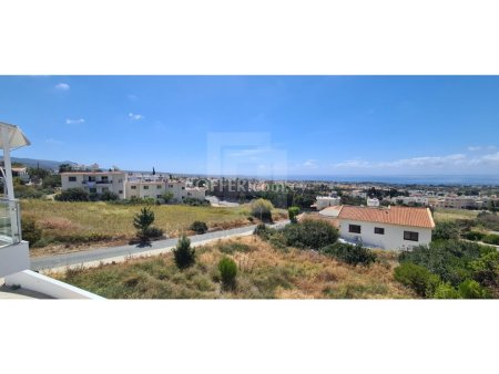 3 Bedroom Apartment for Sale in Peyia - 10