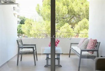 Modern And Renovated 3 Bedroom Apartment  In Agios Omologites, Nicosia - 4