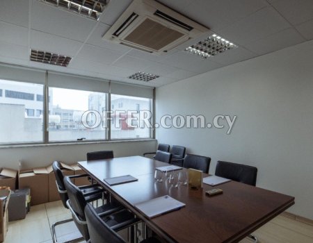 300m2 with raised floors office in the heart of Limassol's city center - 5