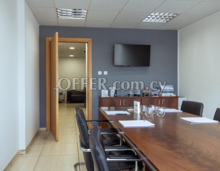 300m2 with raised floors office in the heart of Limassol's city center - 6