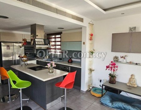 For Sale, Three-Bedroom Penthouse in Egkomi - 8