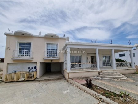 Three Bedroom Detached House in Aradippou Larnaca - 5