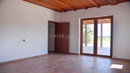 New For Sale €415,000 Villa 5 bedrooms, Detached Aradippou Larnaca - 6