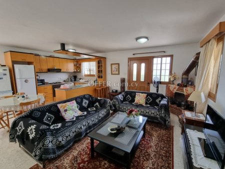 4-bedroom Detached Villa 140 sqm in Pissouri - 5