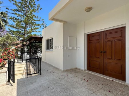 3 Bed Detached Villa for rent in Parekklisia, Limassol - 3