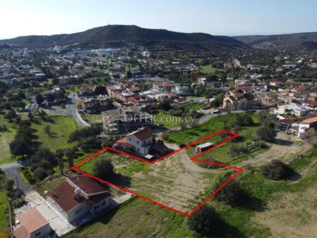 Shared residential field in Palodeia Limassol