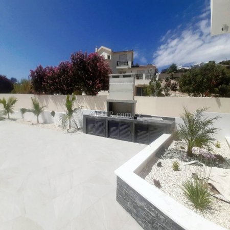 5 Bed Detached Villa for rent in Coral Bay, Paphos - 10