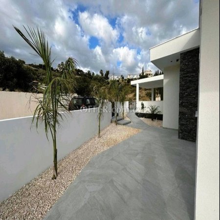 5 Bed Detached Villa for rent in Coral Bay, Paphos - 9