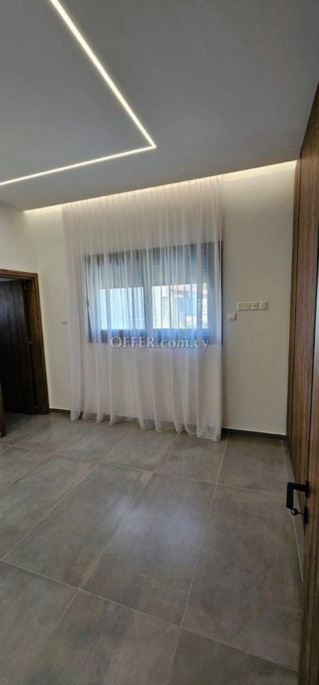 2 Bedroom Apartment For Rent Limassol - 9