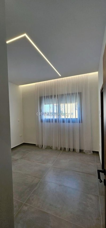 2 Bedroom Apartment For Rent Limassol - 8