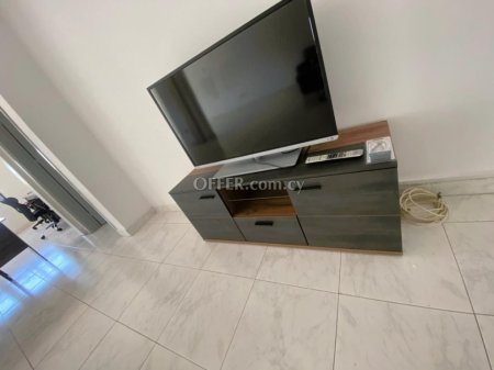 Spacious 2 Bedrooms Apartment in Pafos Center - 8