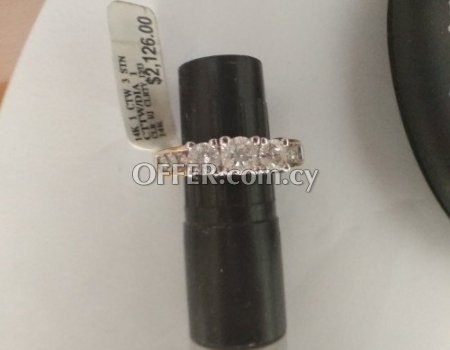 14K gold ring real diamonds 4.6 gram 0.8 karat total new with label