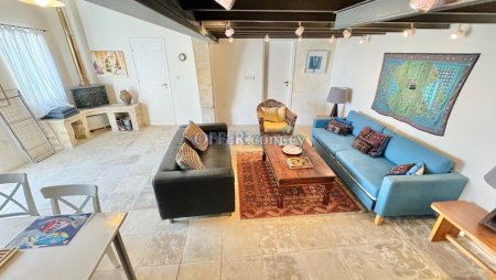 4 Bedroom Stunning Traditional House Tochni Larnaca - 2