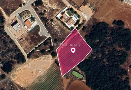Share Residential plot located in Dimos Paralimniou Ammochostos - 1