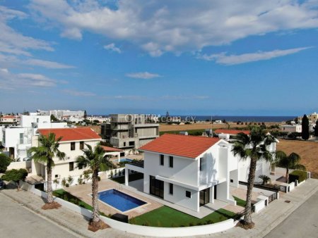 4 Bed Detached Villa for Sale in Dekelia, Larnaca