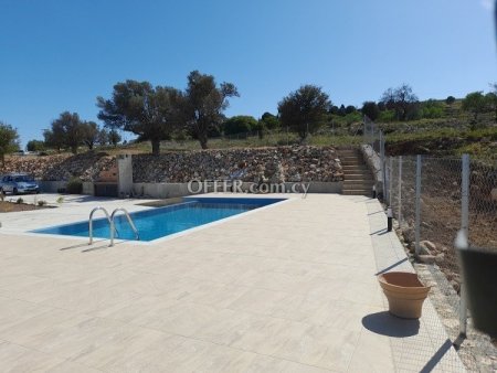 3 Bed Detached House for rent in Kritou Tera, Paphos - 11
