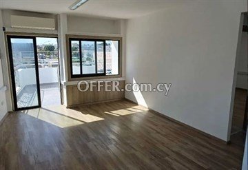 Office 102 sqm  in Latsia, It has a ready internet network, air condit - 7