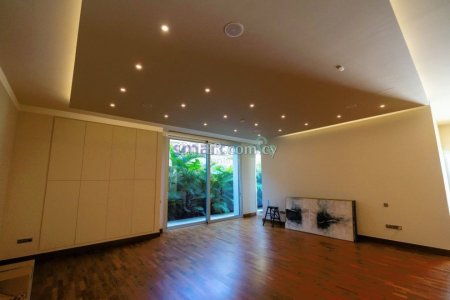 6 Bedroom Detached Villa For Sale Limassol - 11