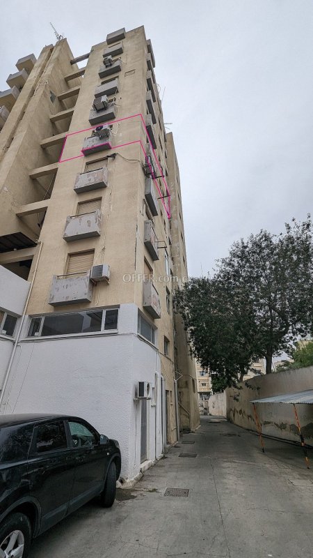 One bedroom apartment in Agioi Omologites Nicosia - 9