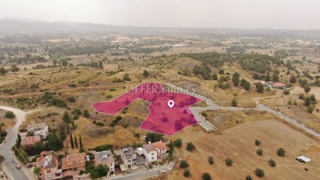 Residential field located in Mathiatis Nicosia. - 2