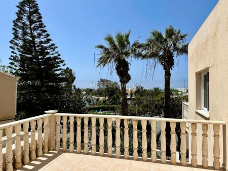2 Bed Apartment for rent in Tombs Of the Kings, Paphos - 9