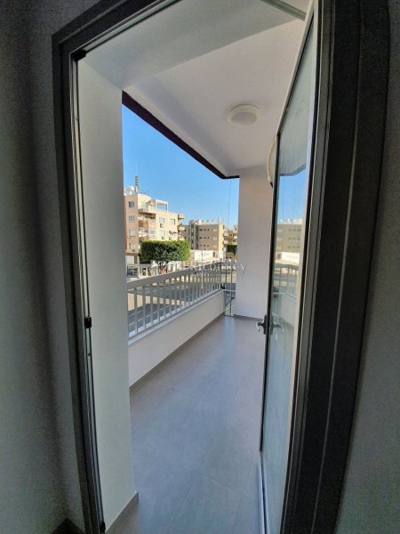 FULLY RENOVATED 2 BEDROOM APARTMENT - 6
