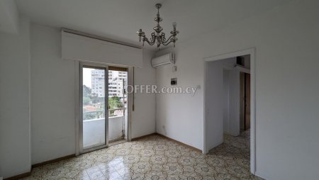 One bedroom apartment in Agioi Omologites Nicosia - 4