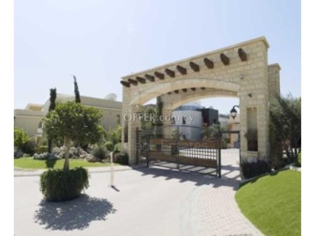 Amazing Luxurious Apartment Tourist Area Limassol - 4
