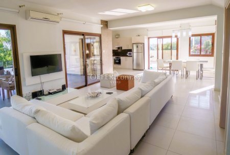 SPECTACULAR VILLA AT THE MOST PRIVILEGED AREA OF GRECIAN PARK HOTEL IN AYIA NAPA - 5