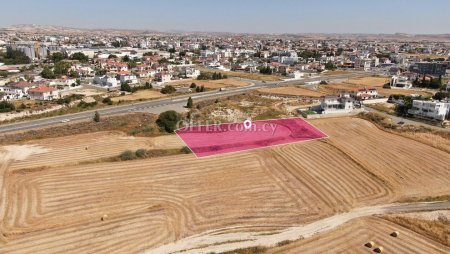 Residential field located in Agios Fanourios in Aradippou Larnaca - 3