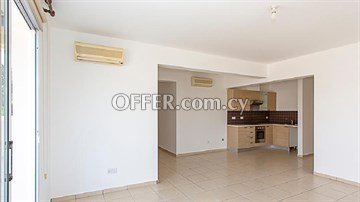1 Bedroom Apartment With Large Veranda  In Oroklini, Larnaka - 6