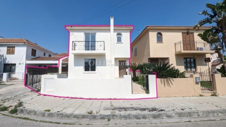 Four bedroom house in Lakatamia Nicosia - 8
