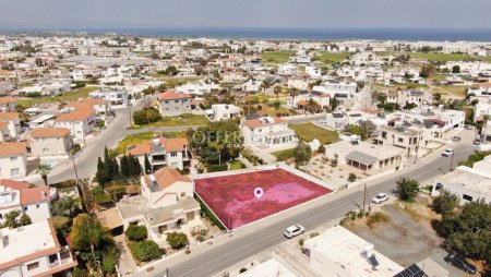 50 share of a residential field located in Paralimni Ammochostos - 3