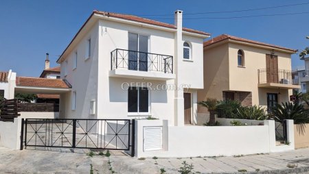 Four bedroom house in Lakatamia Nicosia - 6