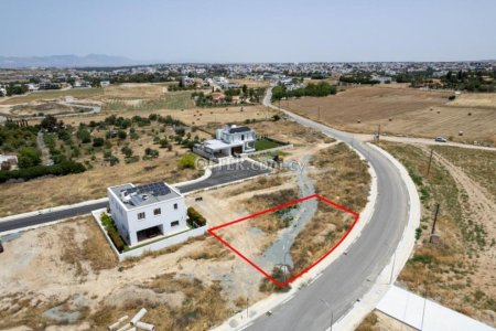 Residential plot under division in Latsia Nicosia - 1