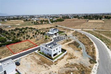 Residential plot under division in Latsia, Nicosia - 4
