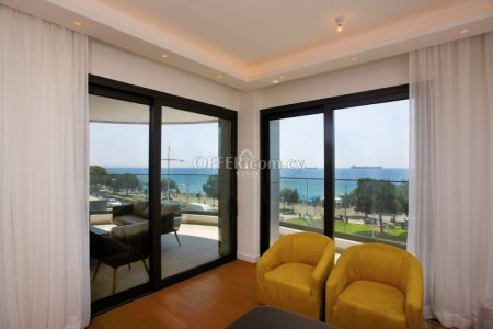 THREE BEDROOM APARTMENT OPPOSITE THE BEACH AND CLOSE TO LIMASSOL OLD TOWN - 10