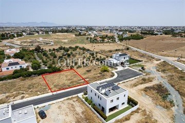 Residential plot under division in Latsia, Nicosia - 3