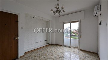 One-bedroom apartment in Agioi Omologites, Nicosia - 3