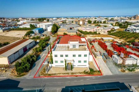 Warehouse and offices in Aradippou Larnaca