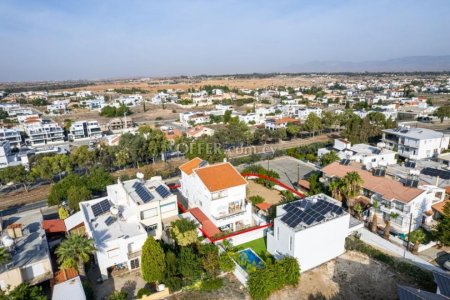 Two storey house in Archangelos Nicosia - 4