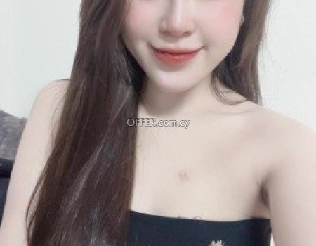 Sexy cute asian girl (photo 2)