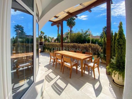 House (Detached) in Park Lane Area, Limassol for Sale - 3