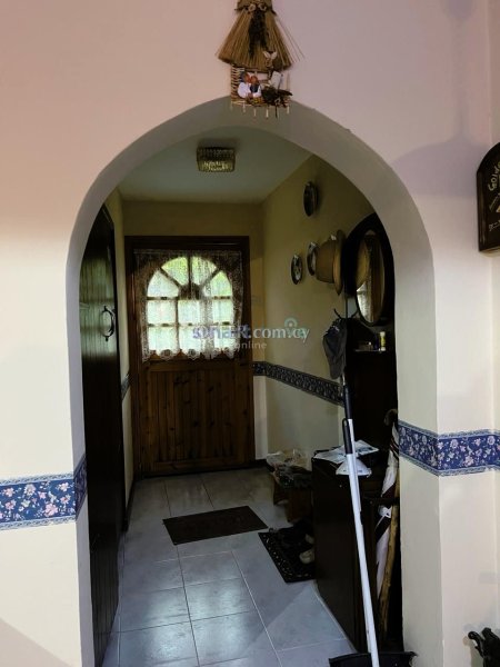 3 Bedroom Traditional House For Sale Limassol - 2