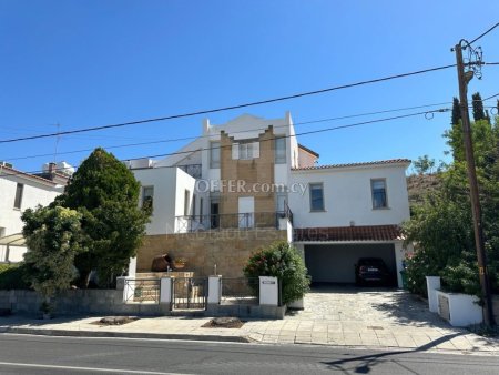 Four Bedroom Villa with Private Swimming Pool and Large Garden for Sale in Engomi Nicosia - 1